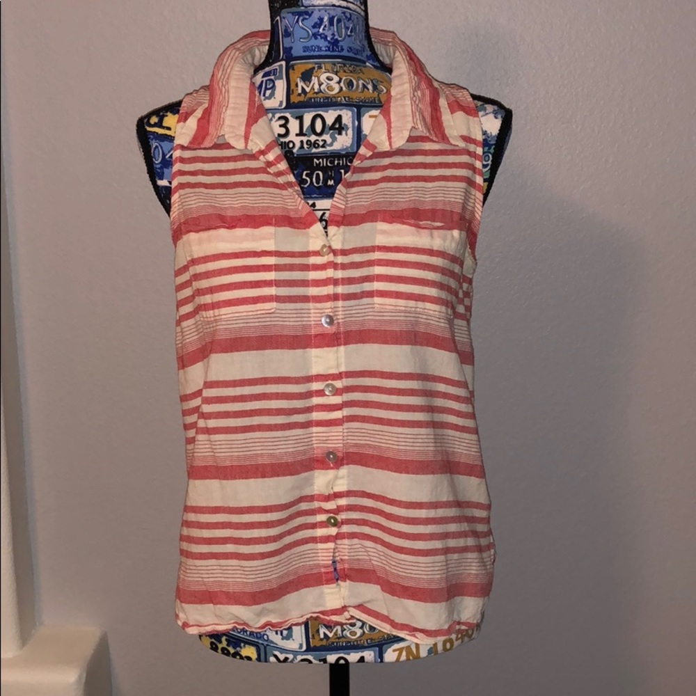 Just Living Sleeveless Colored Blouse